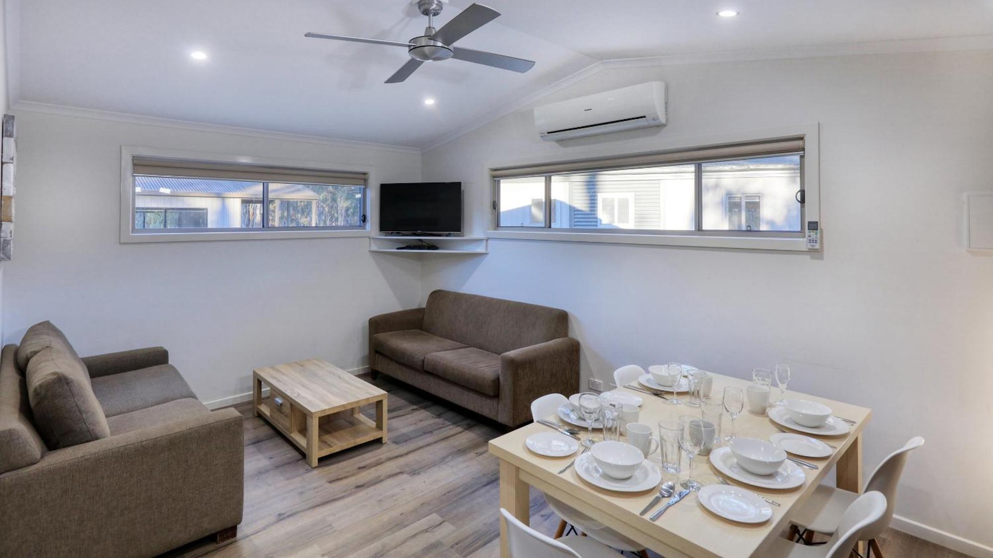 Deniliquin Riverside Caravan Park Εξωτερικό φωτογραφία